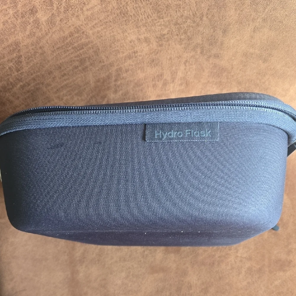 Hydro Flask Midnight Blue Travel Case